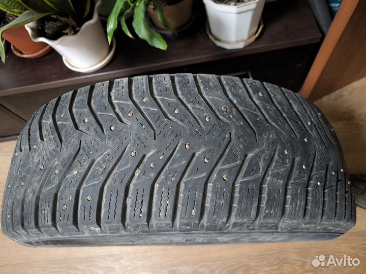 Kumho WinterCraft Ice WI31 215/65 R16 98T