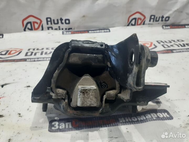 Skoda Fabia 2 1.2 МКПП подушка кпп