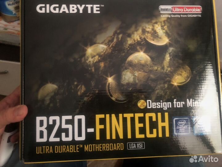 Материнская плата с процессором