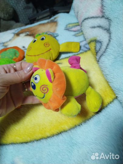 Развивающие игрушки пакетом