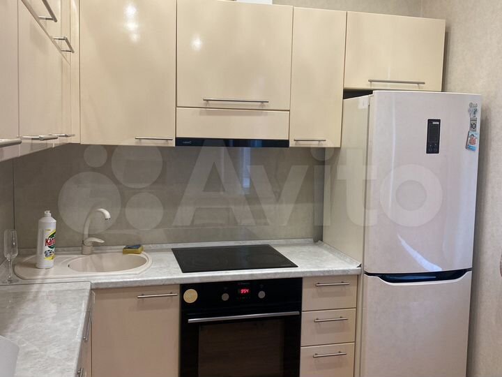 1-к. квартира, 42 м², 4/5 эт.