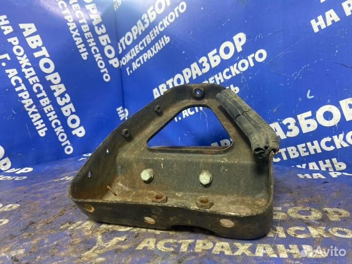 Кронштейн рулевой колонки. ЗИЛ 5301 грузовой