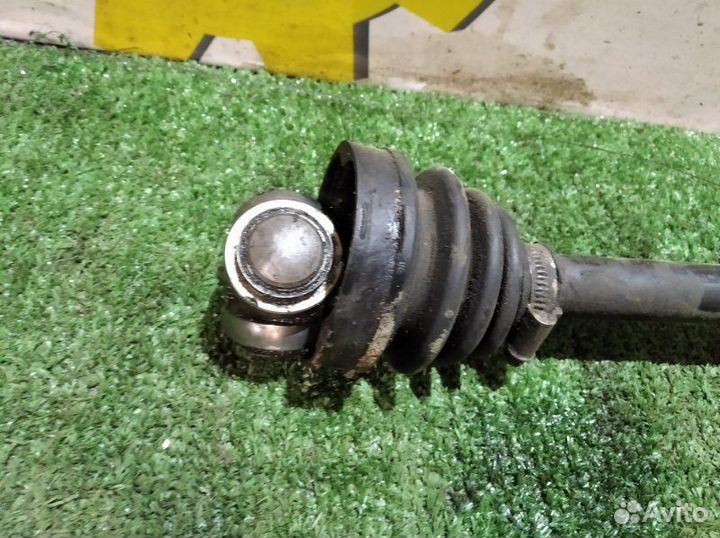 Привод левый Renault Logan SR K7J 2009