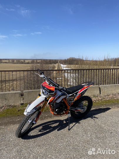 Регулмото атлет 250