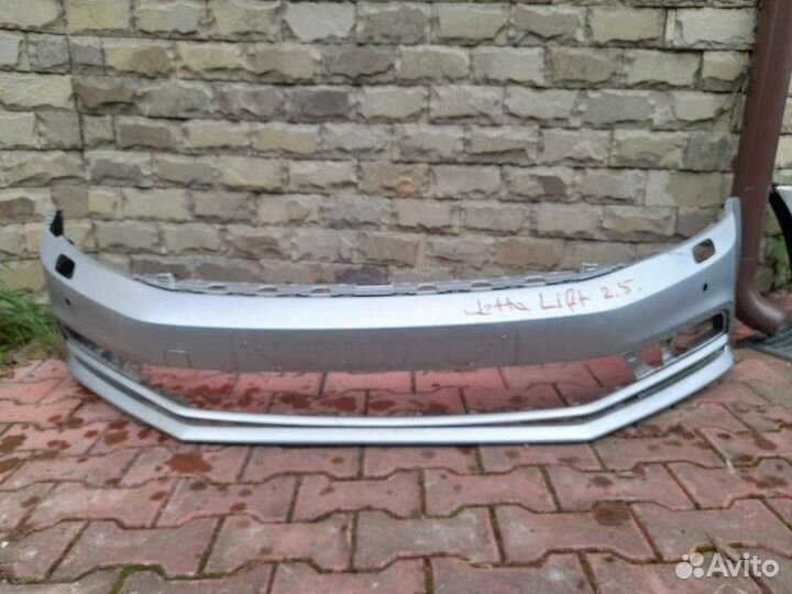 Бампер передний Volkswagen Jetta 7 2015