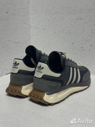 Кроссовки Adidas retropy