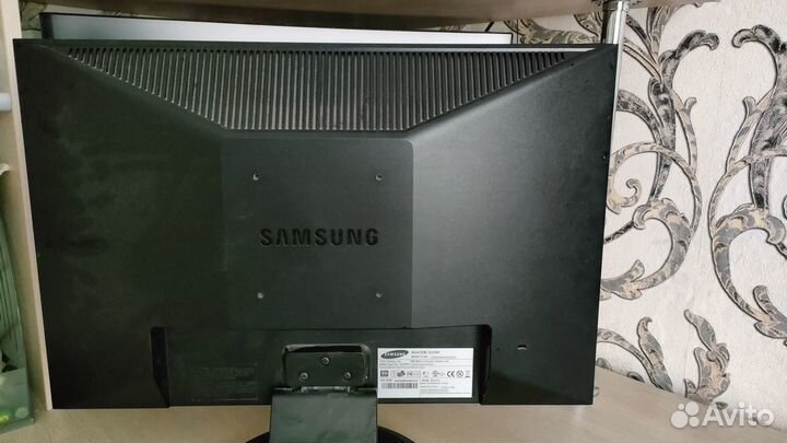 Монитор samsung 2223 NV