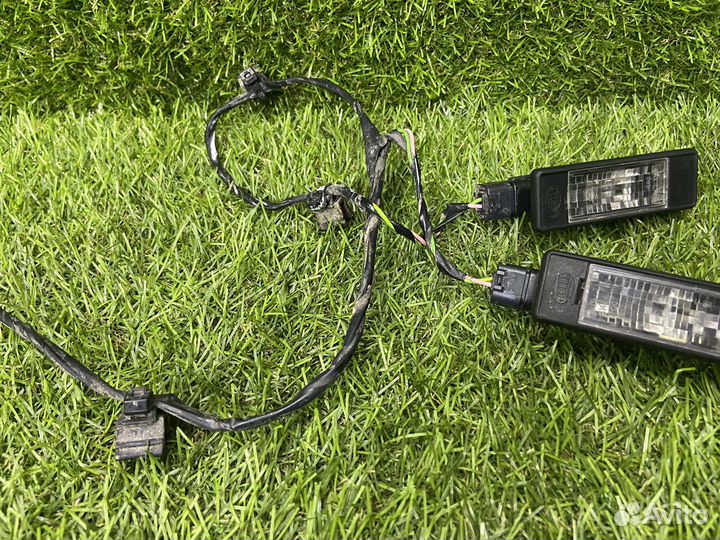 Плафоны подсветки номера Peugeot 308