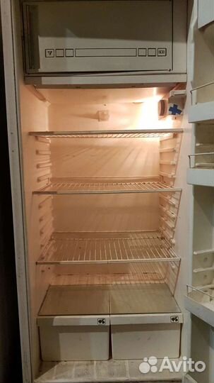 Холодильник рабочий