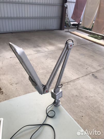 Лампа настольная, б/у