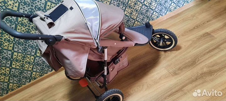 Прогулочная коляска valco baby matrix