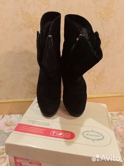 Сапоги женские