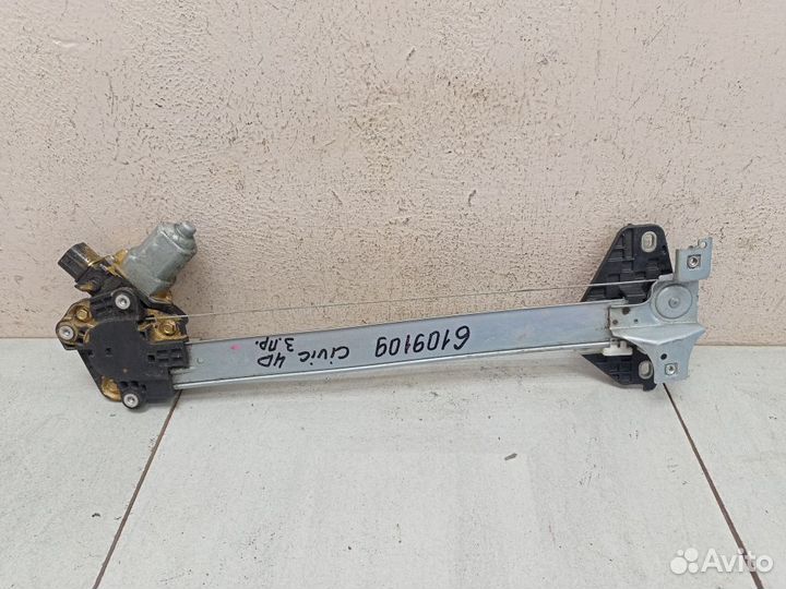 Стеклоподъемник электрический задний правый 72710s