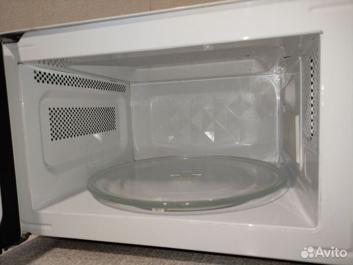 Микроволновая печь Daewoo KOR-5A07W