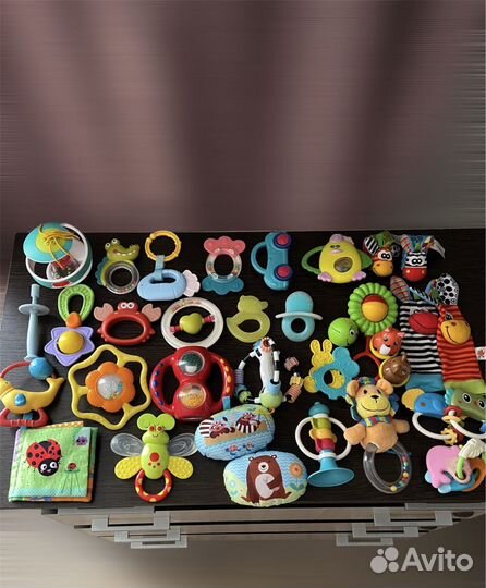 Погремушки пакетом (0+)