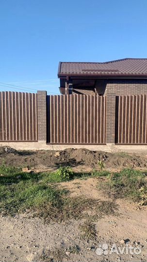 Забор из евроштакетника