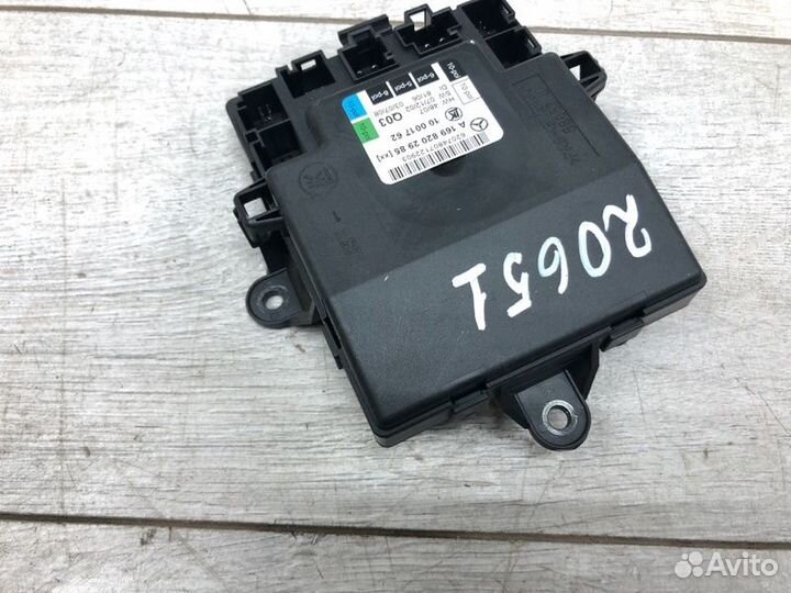 Блок комфорта передний левый Mercedes-Benz A-Class