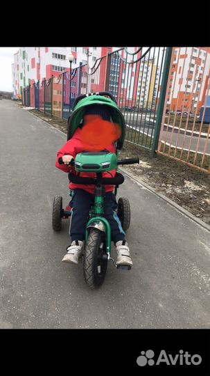 Велосипед с родительской ручкой