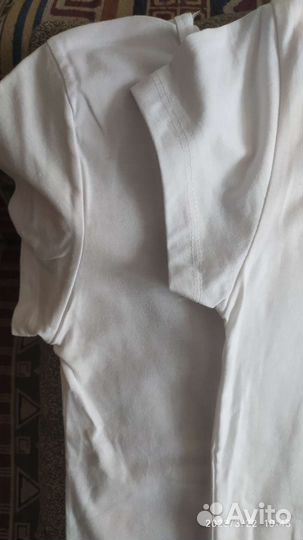 Футболка новая (белая, чёрная)