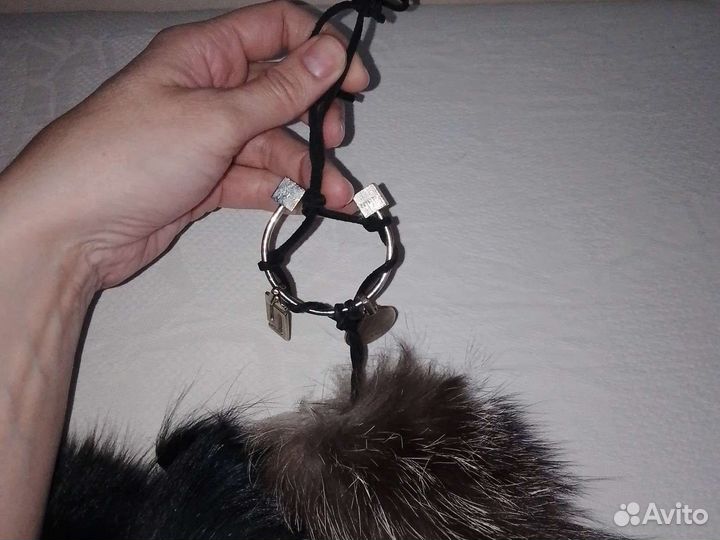 Хвост-брелок мех чернобурки