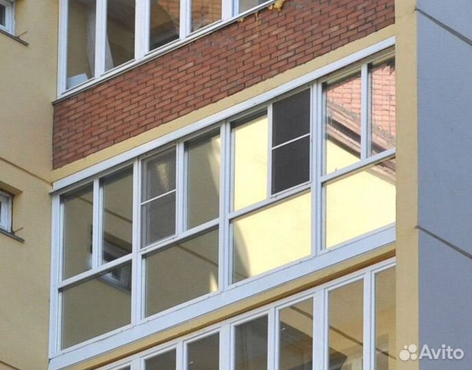 Остекление балконов и лоджий в рассрочку W6102