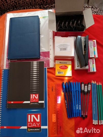 Канцелярские наборы