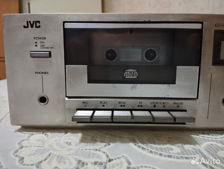 Дека кассетная JVC KD-D2E