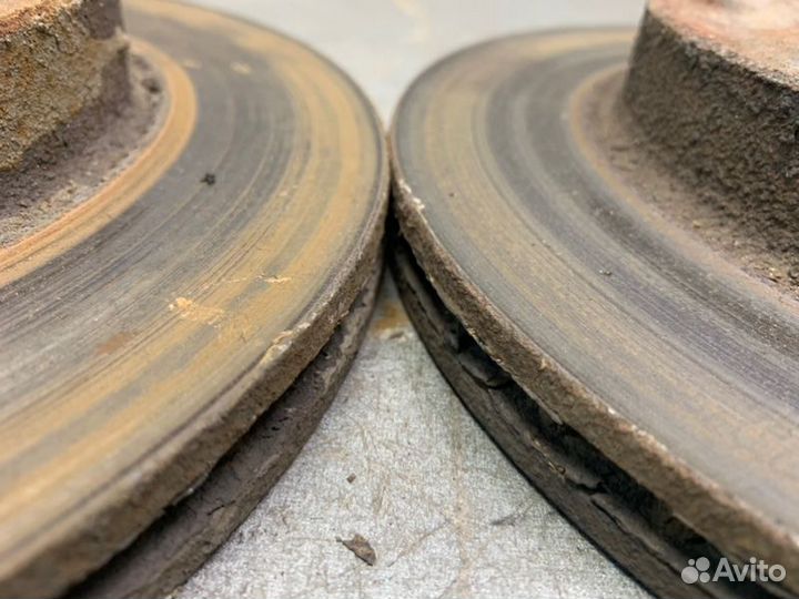 Диск тормозной передний Ford Escort Turnier