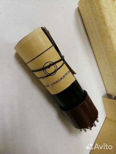 Фотоэлектронный умножитель фэу-28