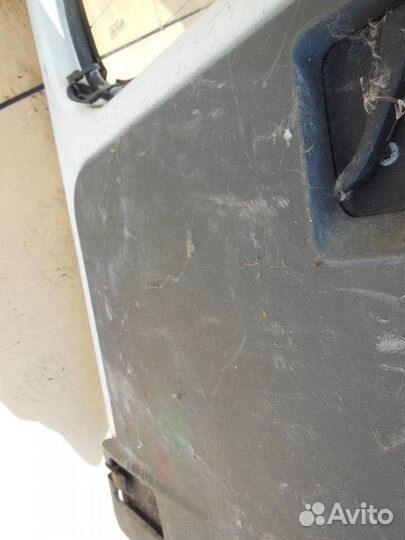 Дверь Створка Volkswagen Caddy 2