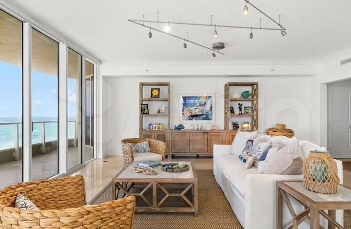 2-к. квартира, 100 м², 7/12 эт.