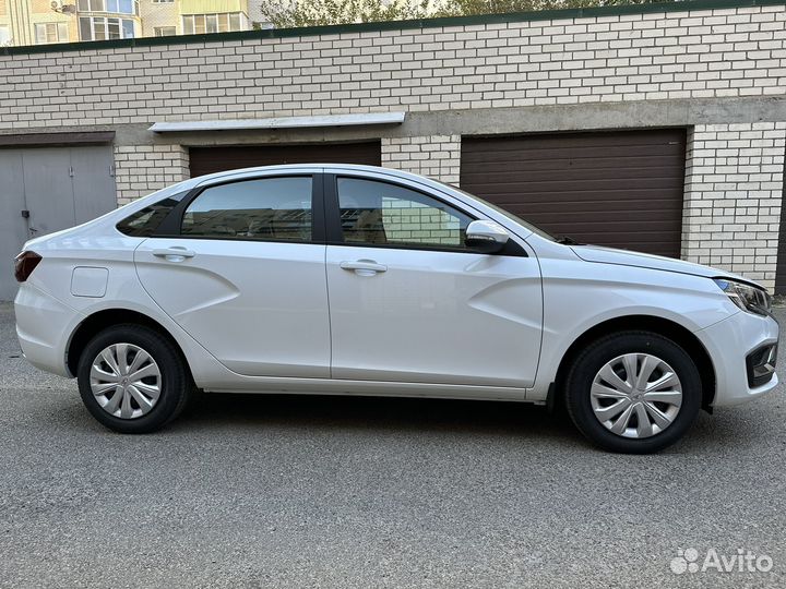 LADA Vesta 1.6 МТ, 2023, 5 км