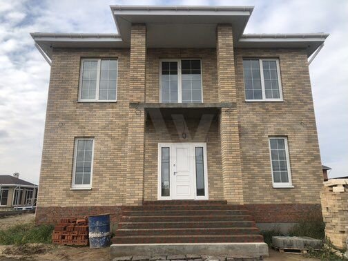 Дом 190 м² на участке 10 сот.