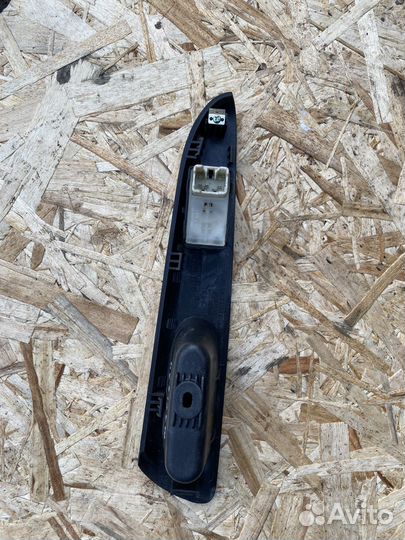 Задняя правая кнопка эсп daewoo matiz