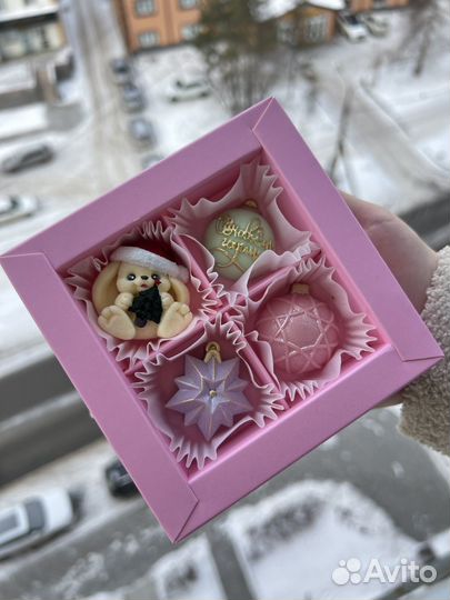 Шоколад ручной работы новогодний