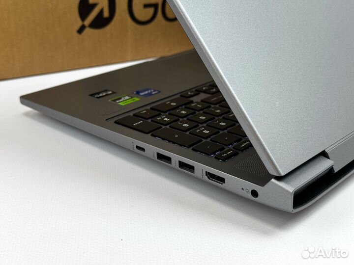 Hp Omen / I7-14650HX/ RTX 4060/ 2.5K / 240hz