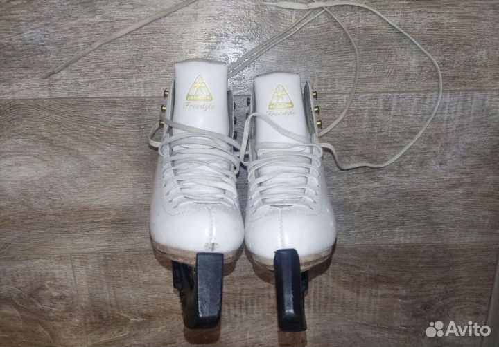 Фигурные коньки jackson freestyle