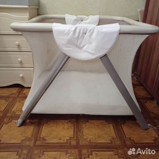 Манеж детский складной