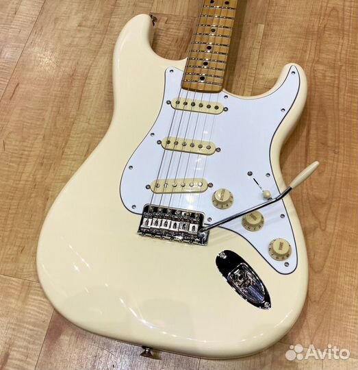 Электрогитара Fender Jimi Hendrix + Аксессуары