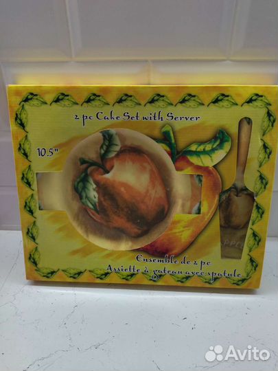 Тарелка и лопаточка для торта