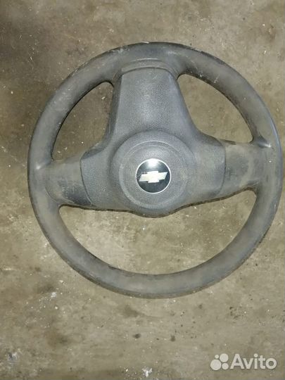 Руль на chevrolet niva