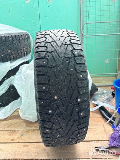 Pirelli Ice Zero 225/60 R17