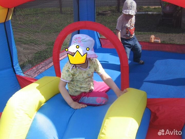 Надувной детский батут с горкой