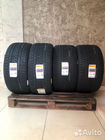 Pirelli Scorpion Winter 315/30 R22 и 285/35 R22