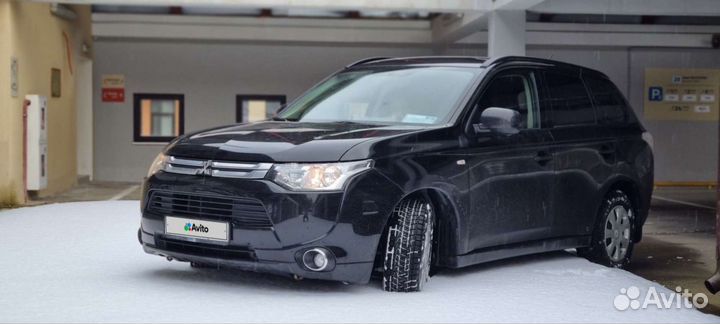 Mitsubishi Outlander 2.0 CVT, 2014, 65 000 км