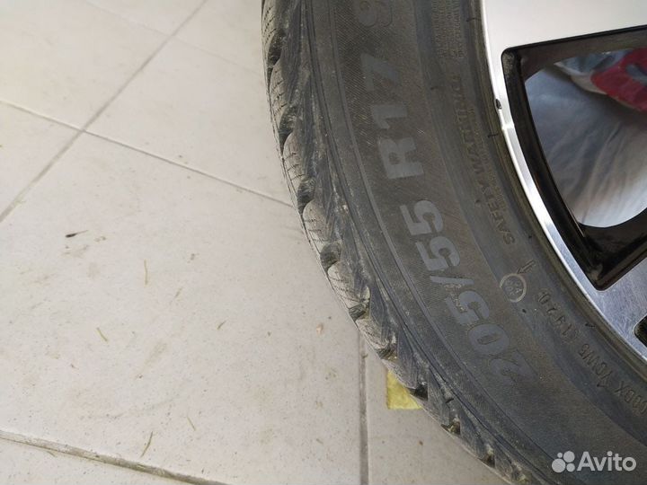 R17 Kumho 722 205/55, PCD 5x120 DIA 72.6