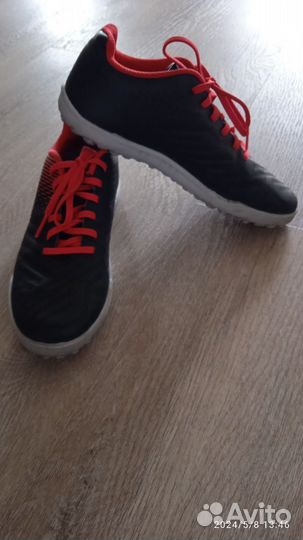 Бутсы футбольные kipsta (сороконожки)