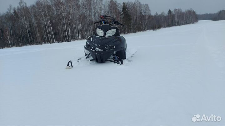Продам снегаход Arctic Cat