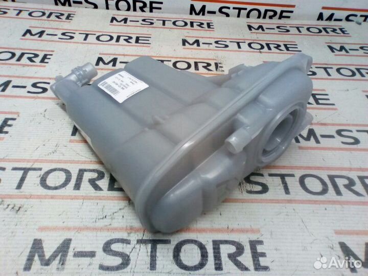 Бачок расширительный Audi Q5 8R