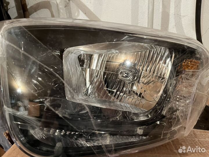 Фара для kia picanto 2022 битая
